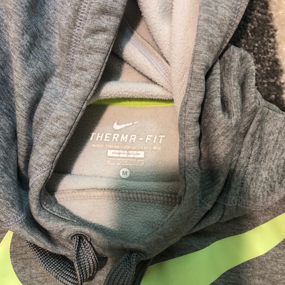 Nike hoodie - Picture 2 of 3